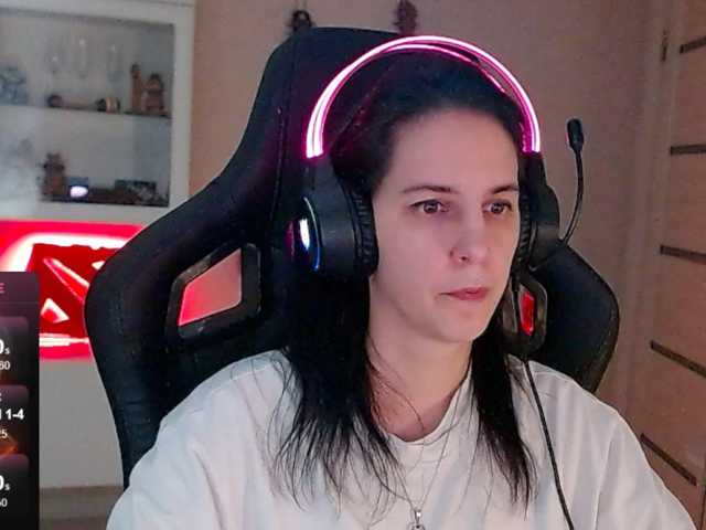 IrwiTomboy live cam on BongaCams