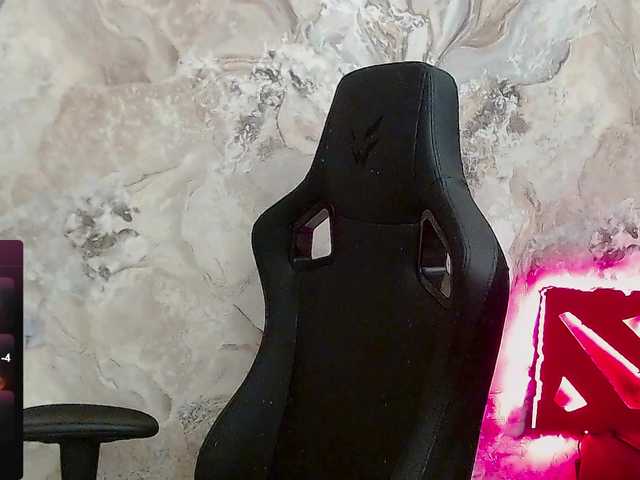 IrwiTomboy's BongaCams show and profile