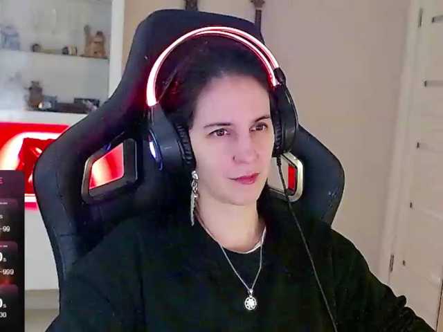 IrwiTomboy, live now on BongaCams