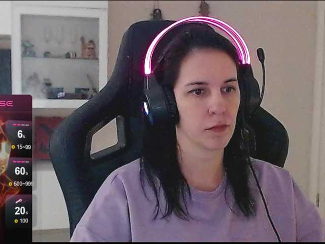 IrwiTomboy live cam on BongaCams