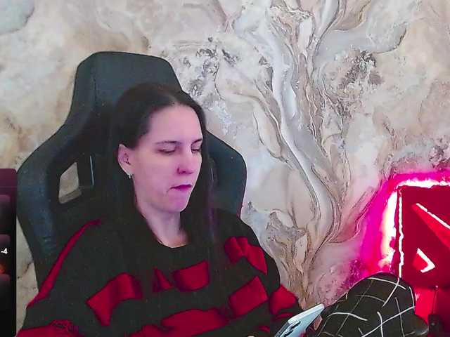 IrwiTomboy's BongaCams show and profile