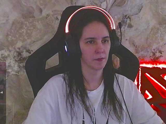 IrwiTomboy live cam on BongaCams