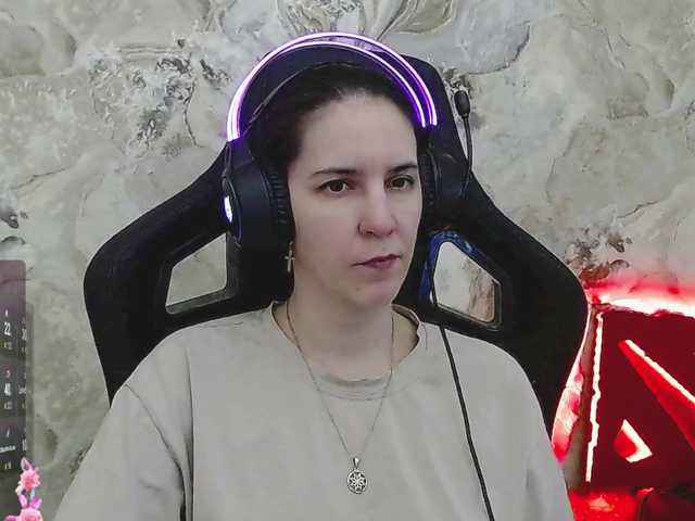 IrwiTomboy live cam on BongaCams