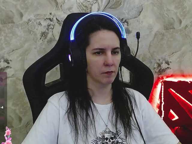 IrwiTomboy live cam on BongaCams