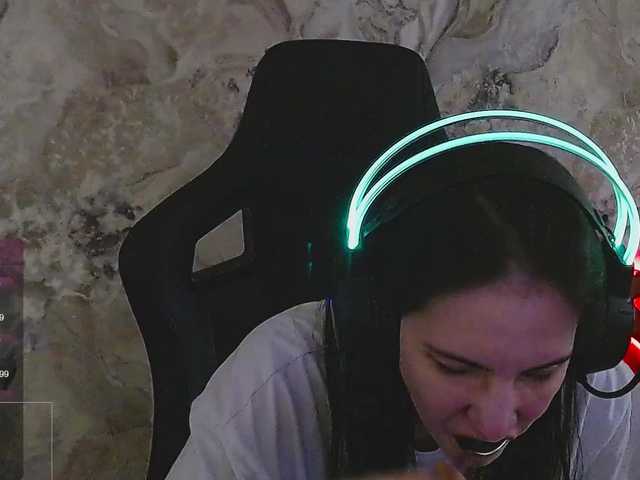 IrwiTomboy live cam on BongaCams