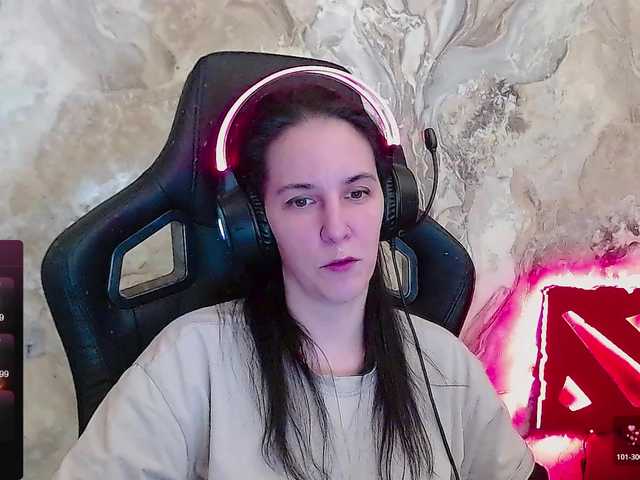 IrwiTomboy's BongaCams show and profile