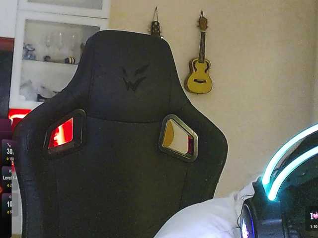 IrwiTomboy live cam on BongaCams