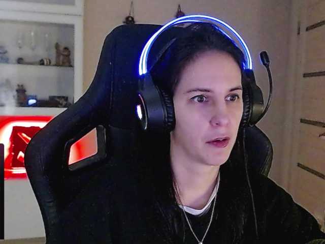 IrwiTomboy live cam on BongaCams