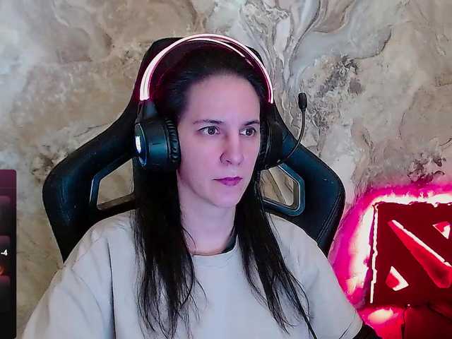 IrwiTomboy's BongaCams show and profile