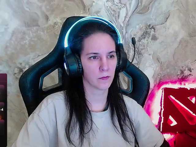 IrwiTomboy's BongaCams show and profile