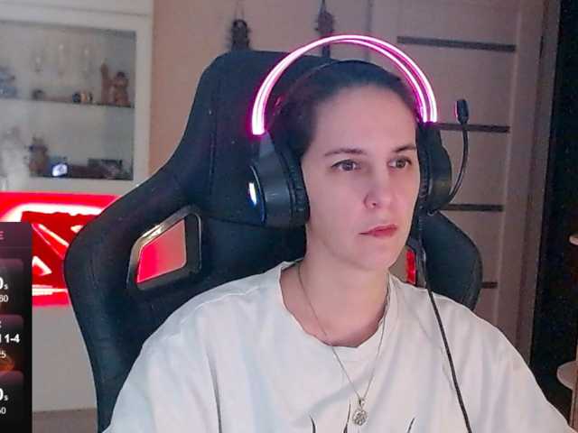 IrwiTomboy live cam on BongaCams