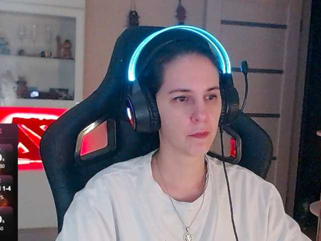 IrwiTomboy live cam on BongaCams