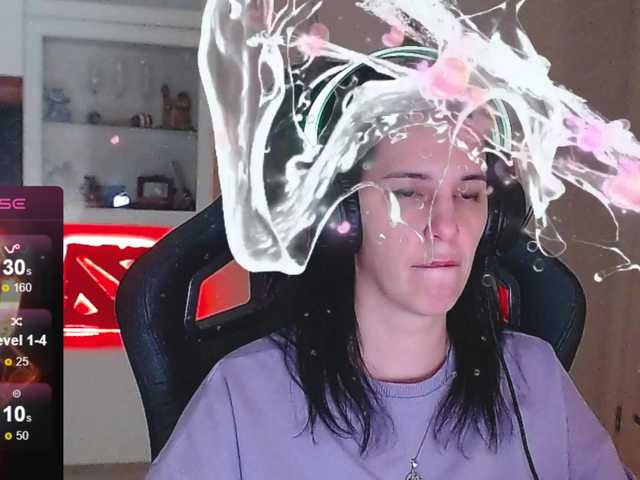 IrwiTomboy live cam on BongaCams
