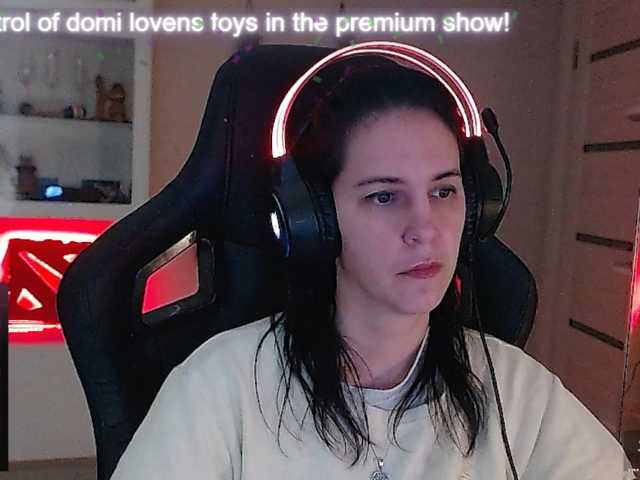 IrwiTomboy live cam on BongaCams