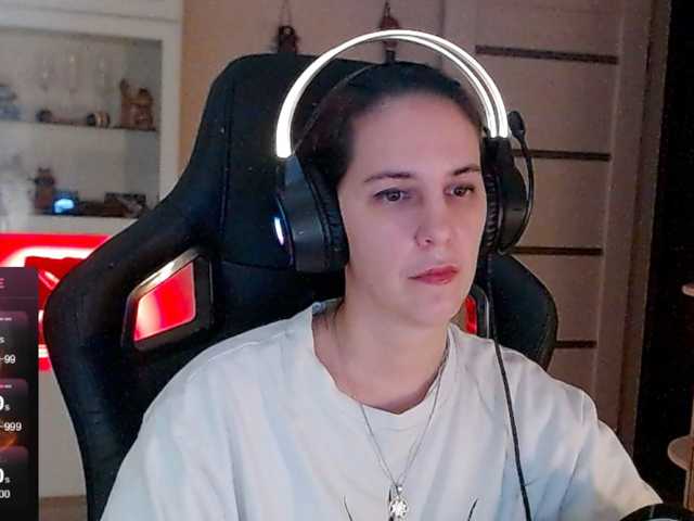 IrwiTomboy live cam on BongaCams