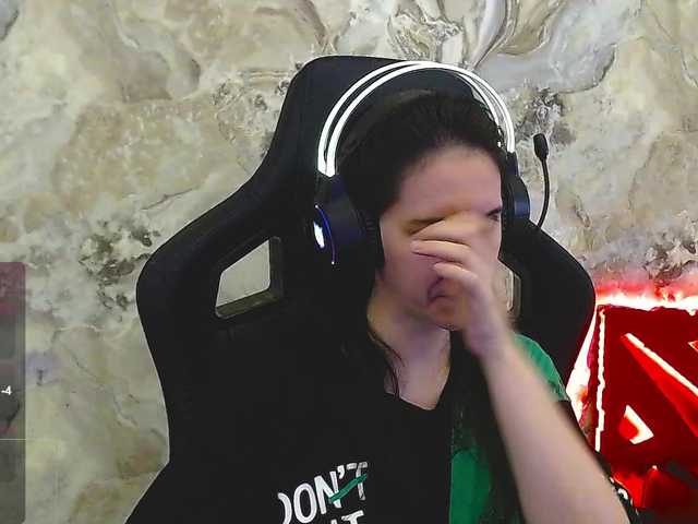 IrwiTomboy live cam