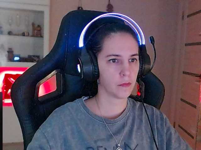 IrwiTomboy live cam on BongaCams
