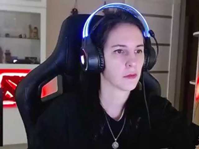 IrwiTomboy live cam on BongaCams