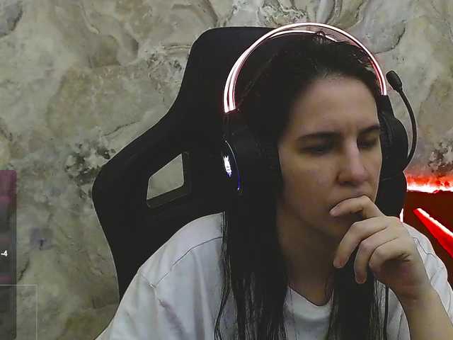 IrwiTomboy live cam on BongaCams