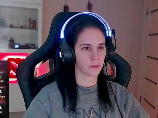 IrwiTomboy, live now on BongaCams