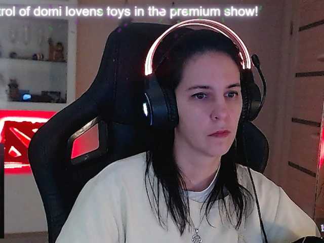 IrwiTomboy live cam on BongaCams