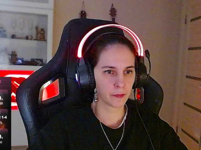 IrwiTomboy live cam on BongaCams