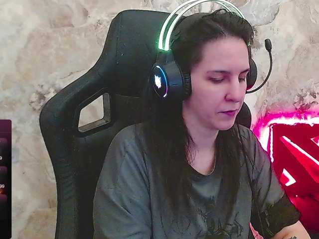 IrwiTomboy's BongaCams show and profile