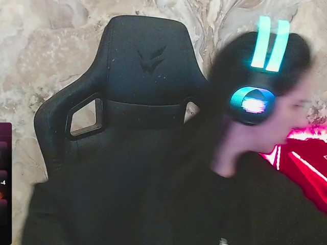 IrwiTomboy's BongaCams show and profile