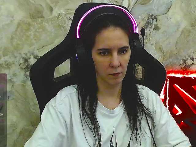 IrwiTomboy live cam on BongaCams