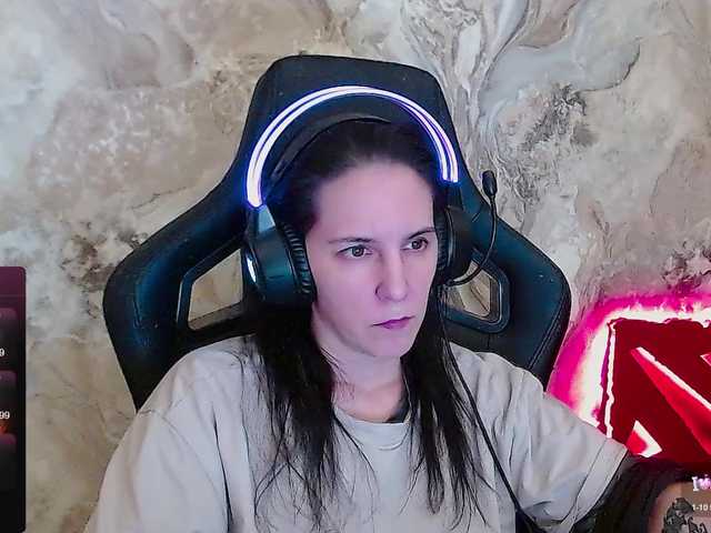 IrwiTomboy's BongaCams show and profile