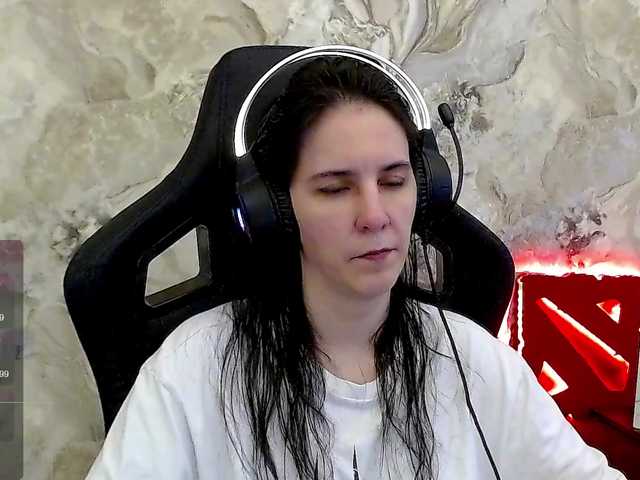 IrwiTomboy live cam on BongaCams