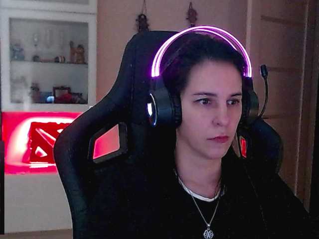 IrwiTomboy live cam on BongaCams