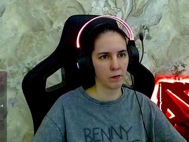 IrwiTomboy webcam