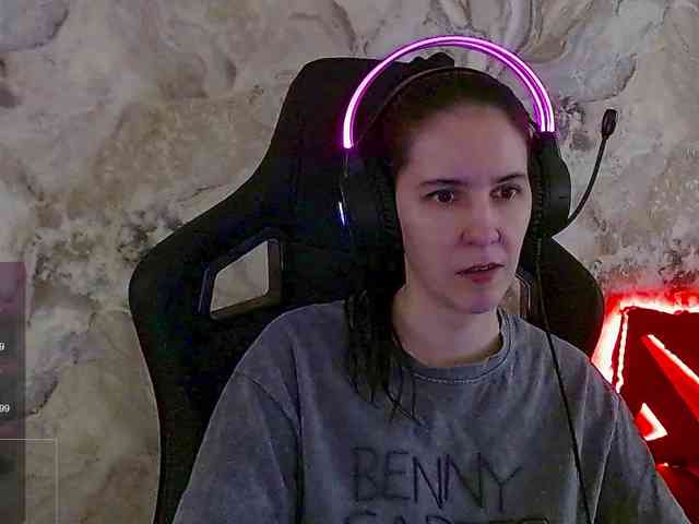 IrwiTomboy webcam