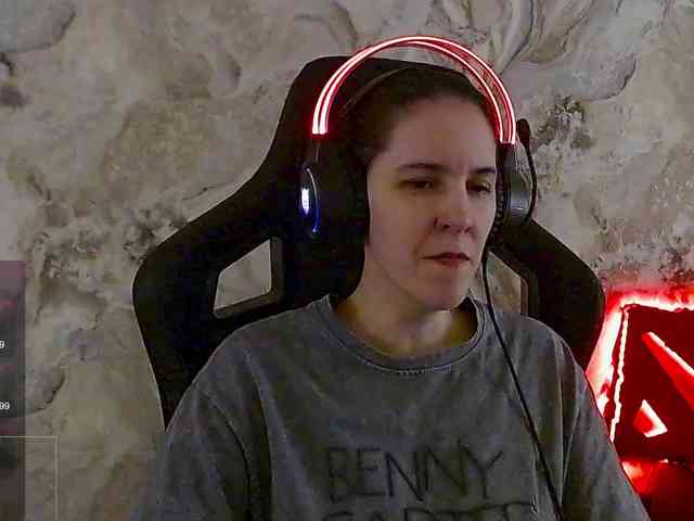 IrwiTomboy webcam
