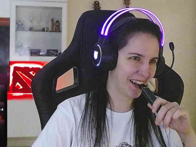 IrwiTomboy webcam