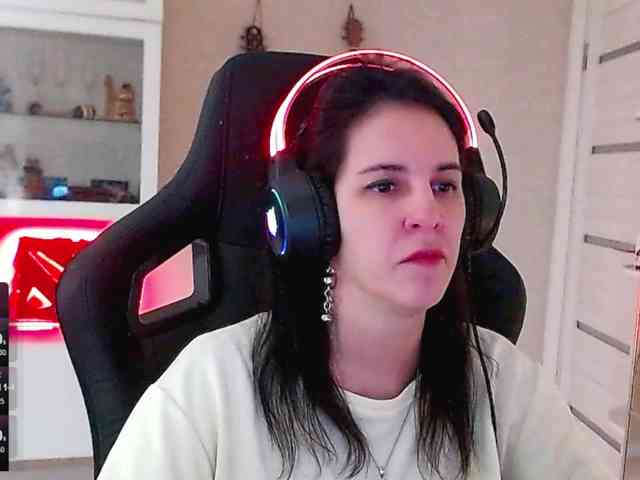 IrwiTomboy webcam