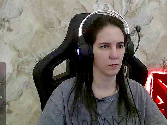 IrwiTomboy webcam