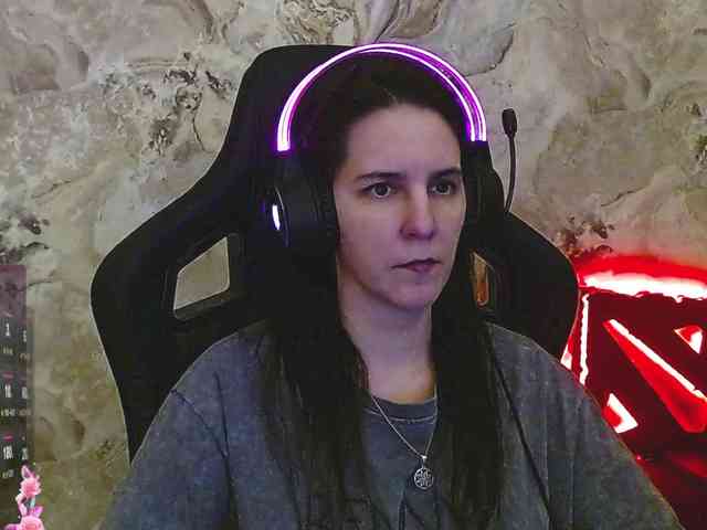 IrwiTomboy webcam