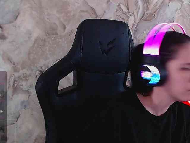 IrwiTomboy webcam