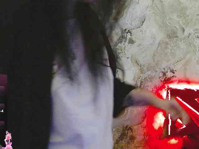 IrwiTomboy webcam
