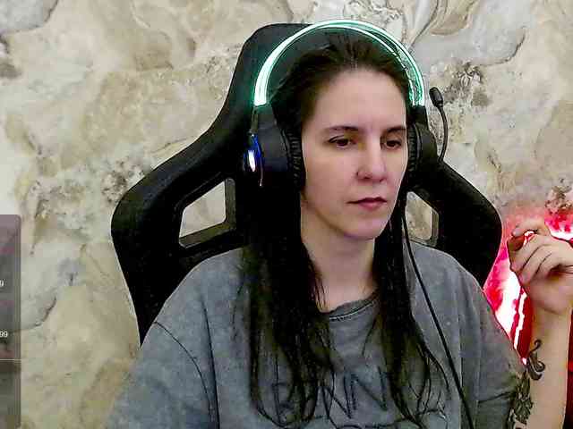 IrwiTomboy webcam