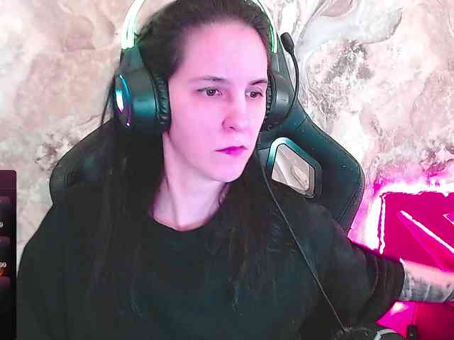 IrwiTomboy webcam