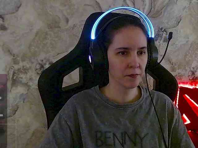 IrwiTomboy webcam