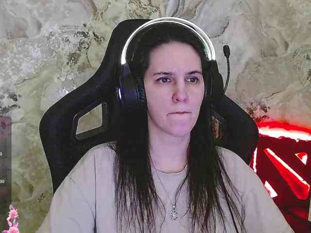 IrwiTomboy webcam