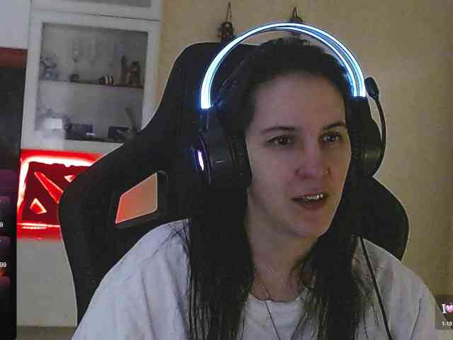 IrwiTomboy webcam