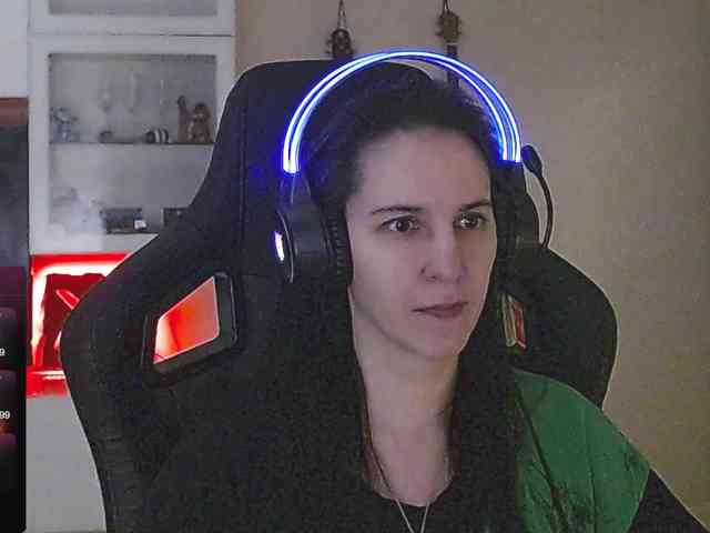 IrwiTomboy webcam