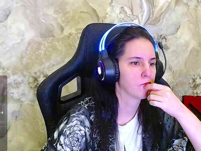 IrwiTomboy webcam