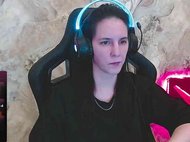 IrwiTomboy webcam