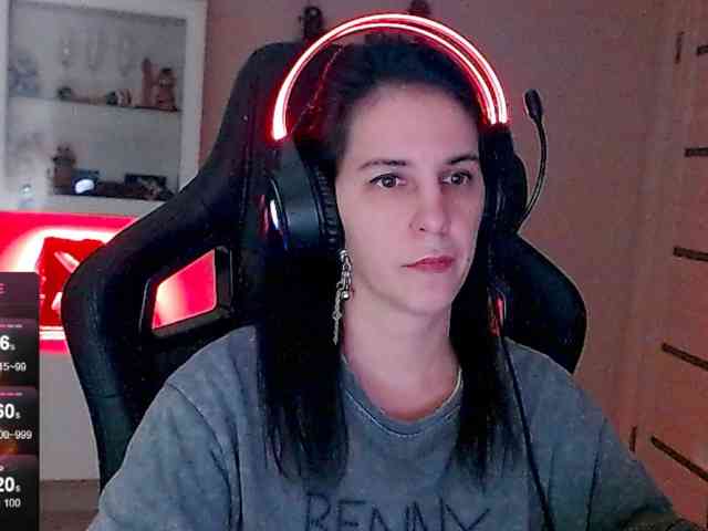 IrwiTomboy webcam